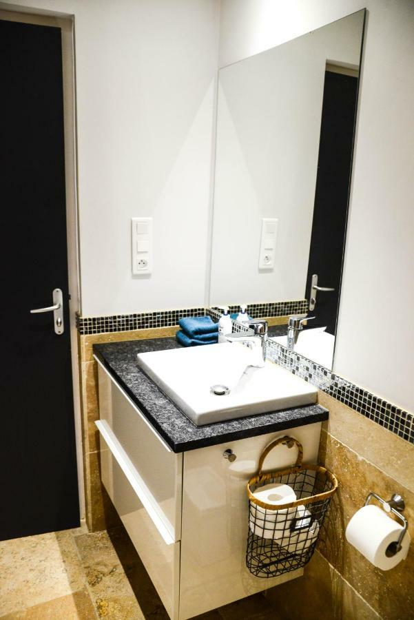 Le Sureau Apartment Авиньон Екстериор снимка